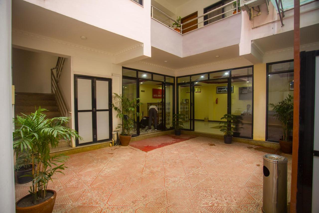 Hotel Sweet Town Kathmandu Exterior photo
