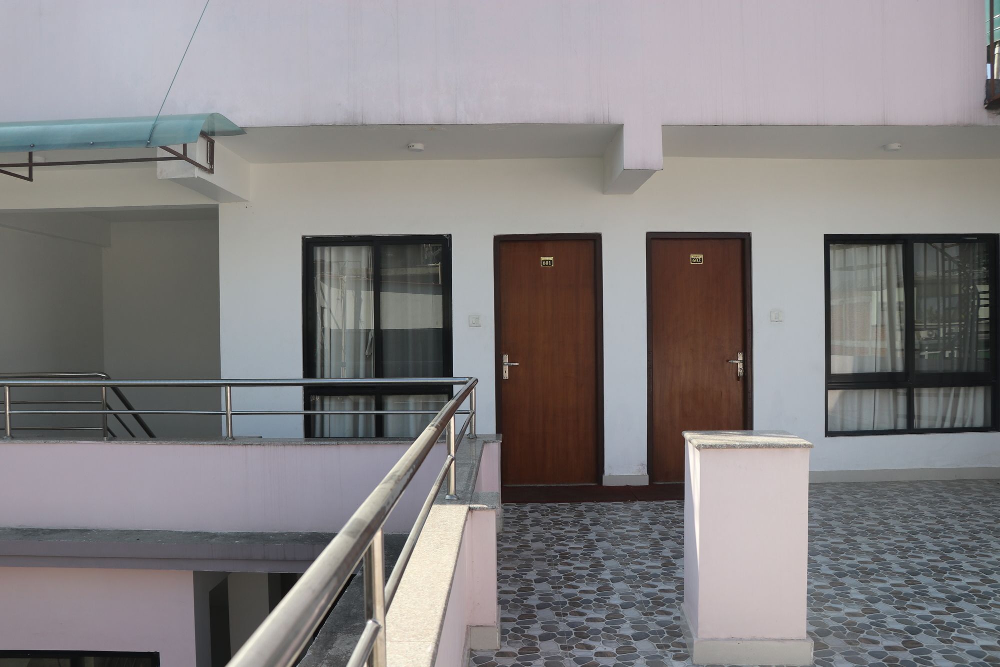 Hotel Sweet Town Kathmandu Exterior photo